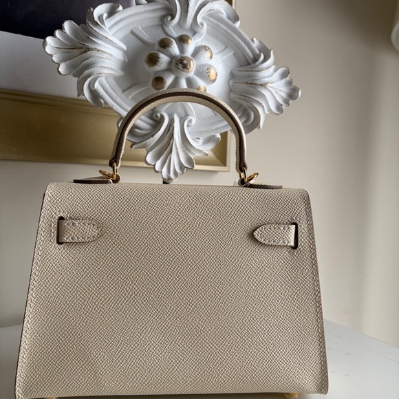 Mini Kelly - Picture 4 of 11